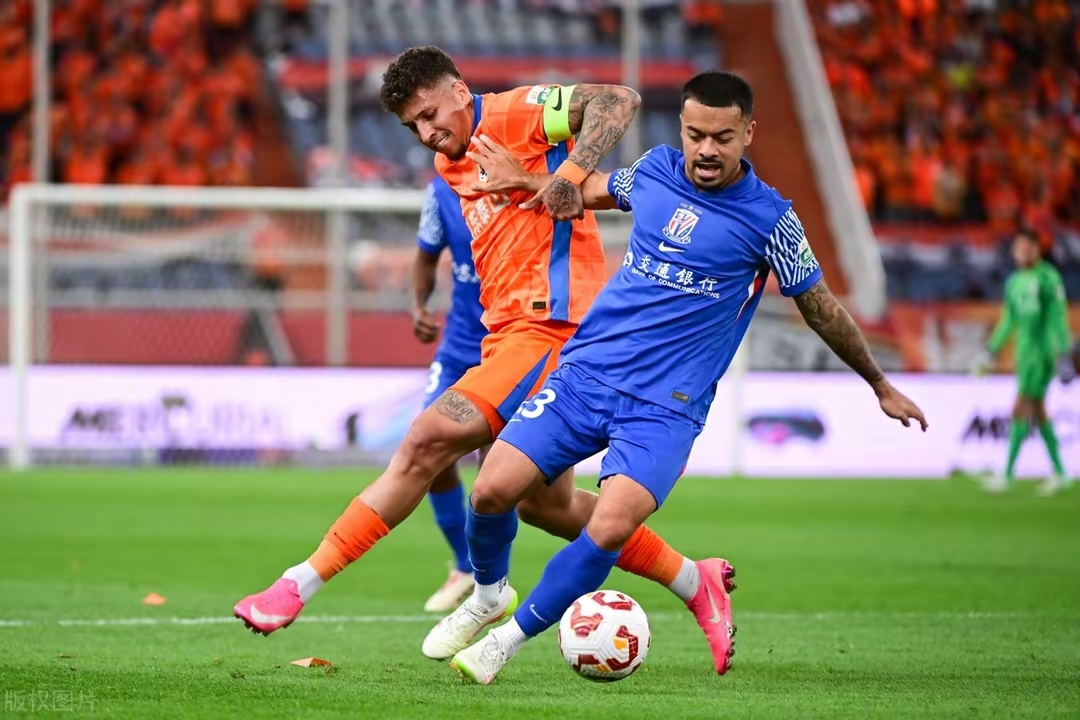 今晨欧超杯焦点战;上海申花刷新队史纪录;气氛紧张;身体对抗强度拉满的简单介绍-金年会